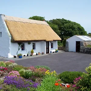 3* Bed & Breakfast An Caladh Gearr Thatch