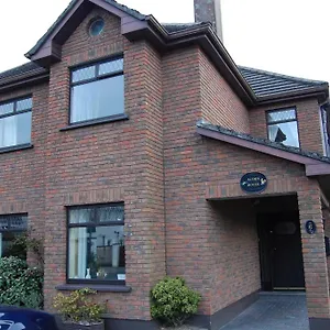 4* Bed & Breakfast Acorn House